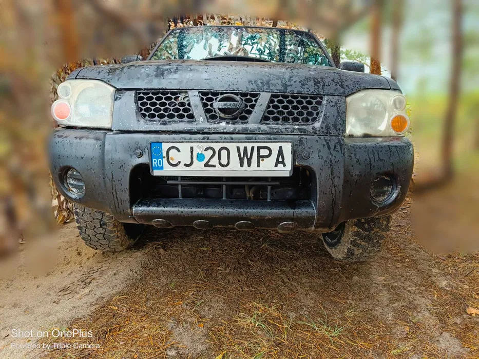 Nissan Navara, 2005