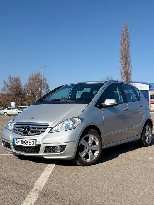Mercedes-Benz A серія 2011 — 1