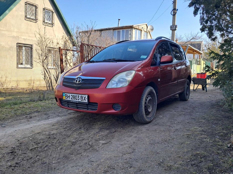 Toyota Corolla Verso, 2001