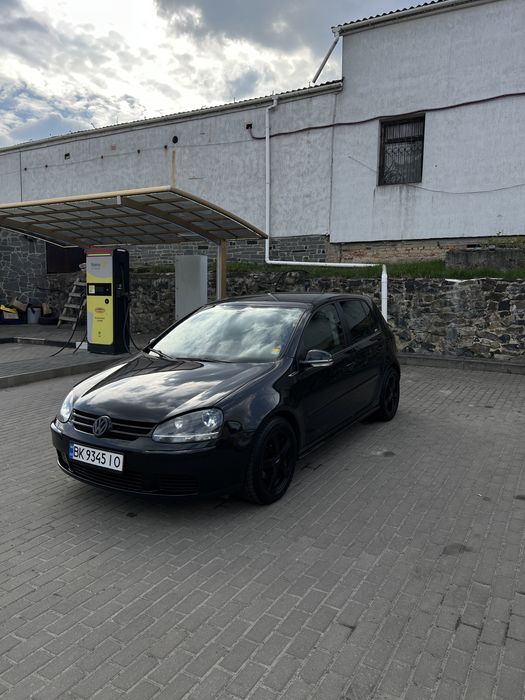Volkswagen Golf, 2005