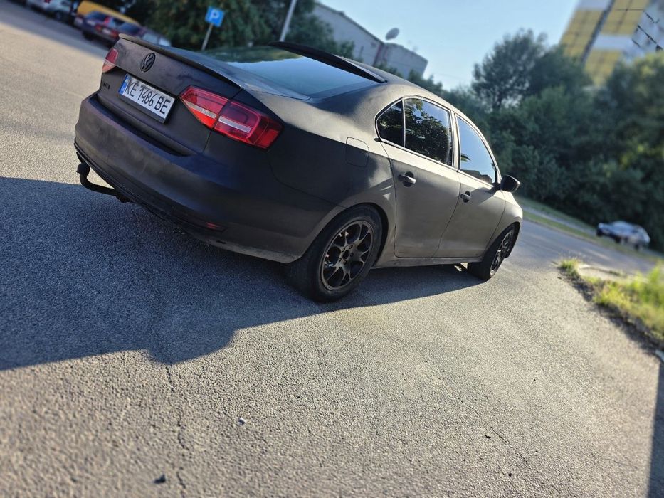 Volkswagen Jetta, 2015