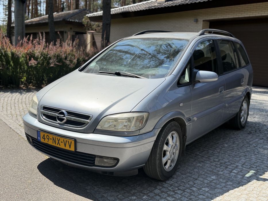 Opel Zafira, 2004