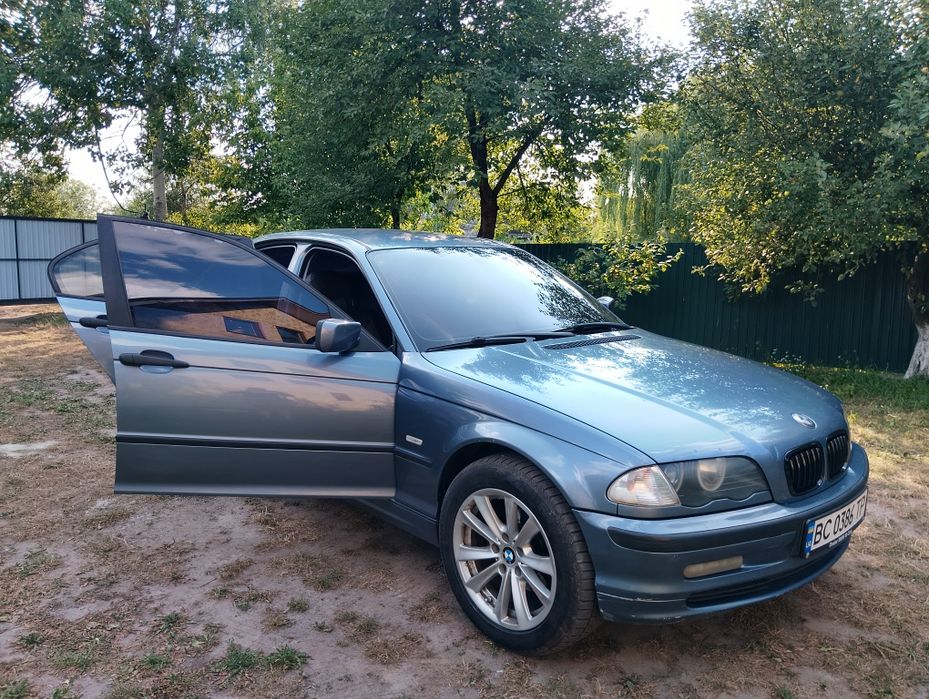 BMW 3 Series 2000 — 1