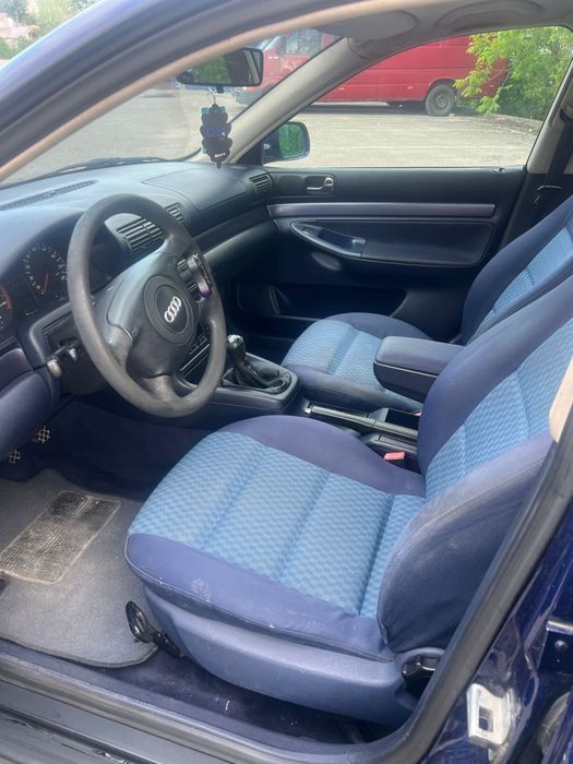 Audi A4 1999 — 1