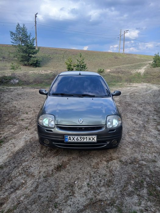 Renault Clio, 2001