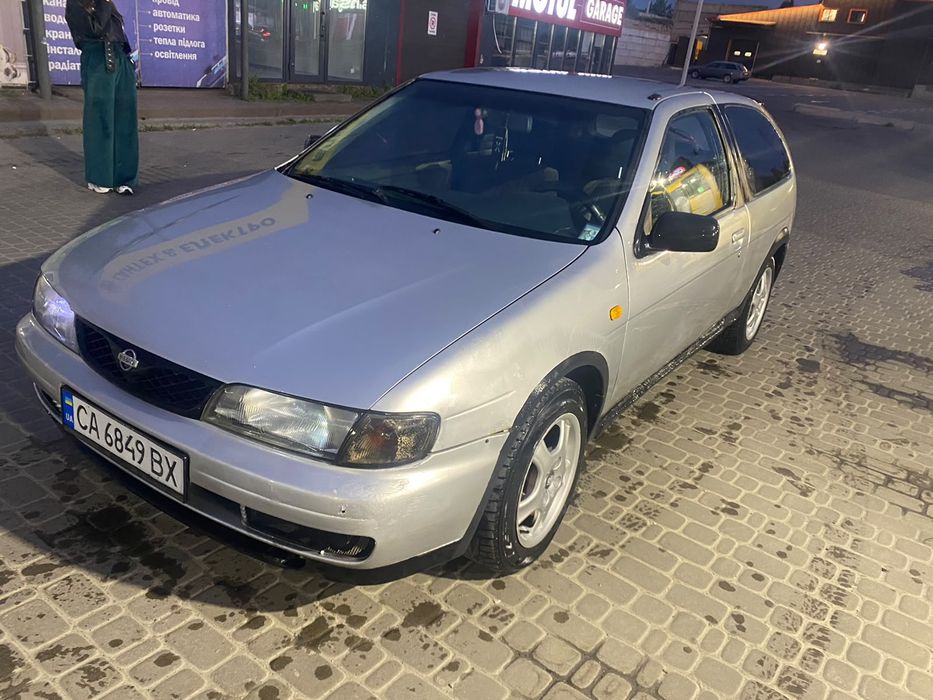 Nissan Almera, 1996