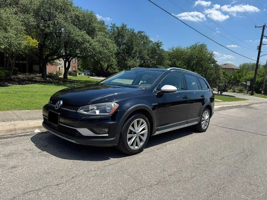 Volkswagen Golf 2018 — 1