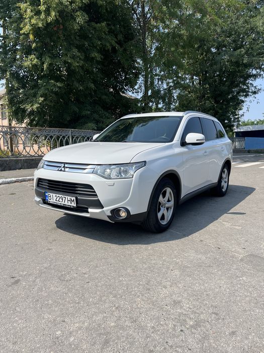 Mitsubishi Outlander, 2014