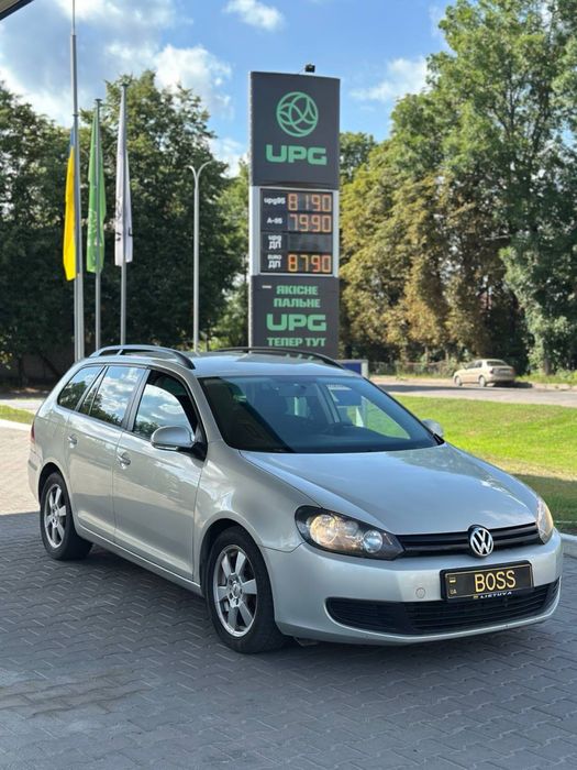 Volkswagen Golf, 2011