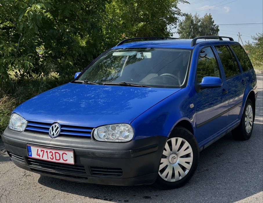 Volkswagen Golf, 2000