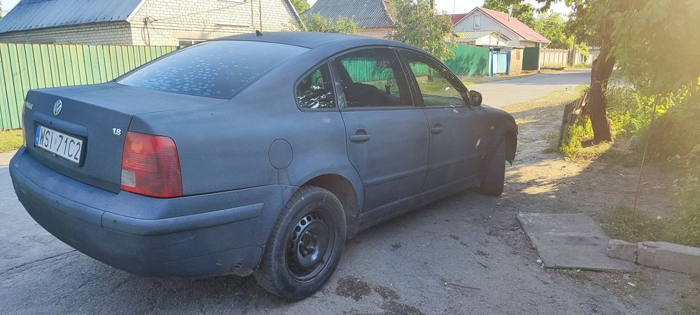 Volkswagen Passat Sedan, 1995