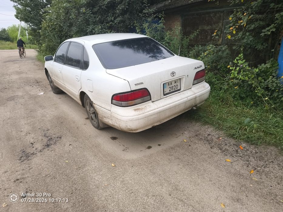 Toyota Avalon 1996 — 1