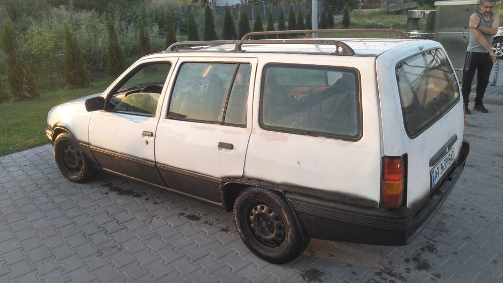 Opel Kadett, 1987
