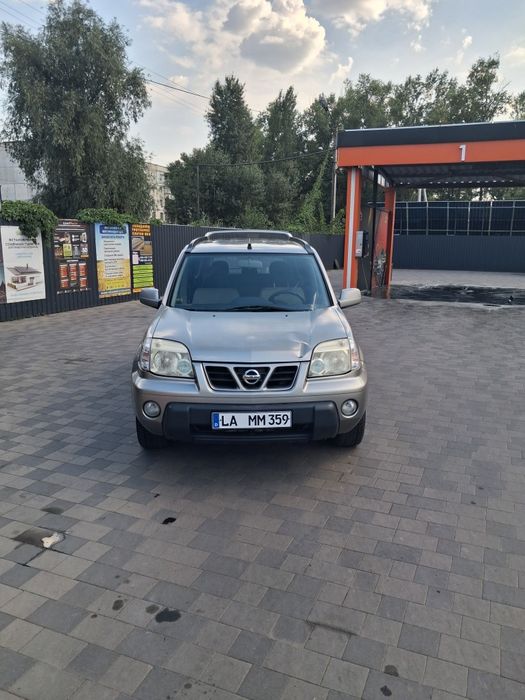 Nissan X-Trail 2004 — 1