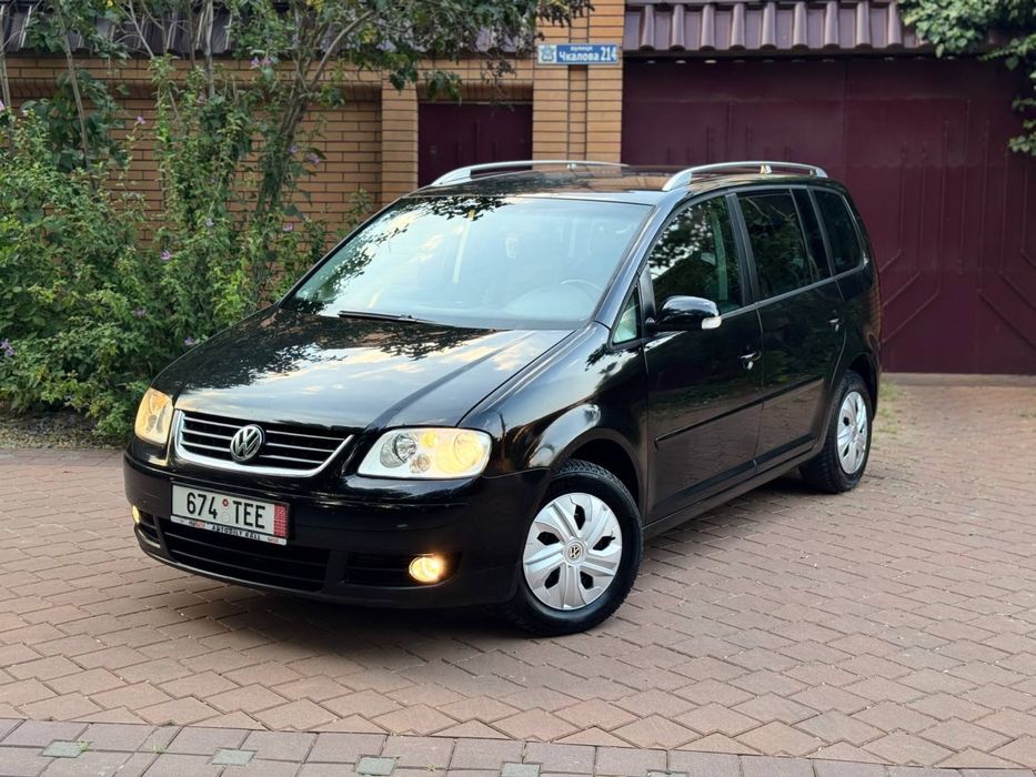 Volkswagen Touran, 2005