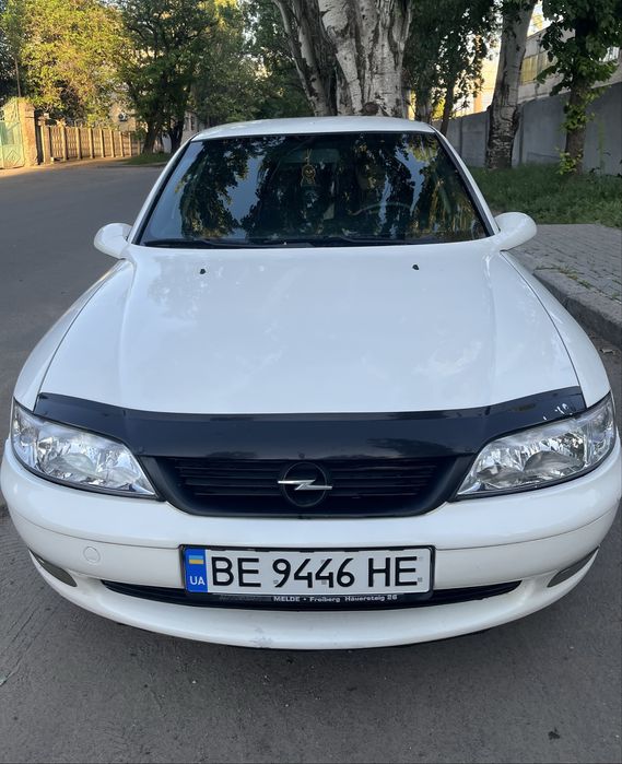 Opel Vectra, 1998