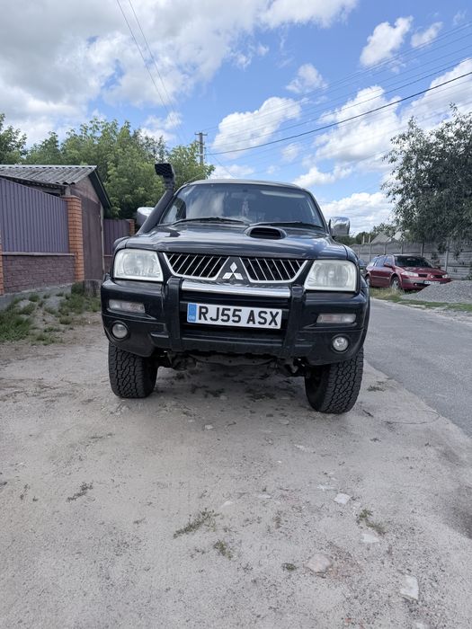 Mitsubishi L 200, 2005