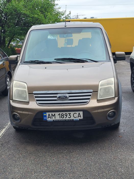 Ford Tourneo Connect, 2012