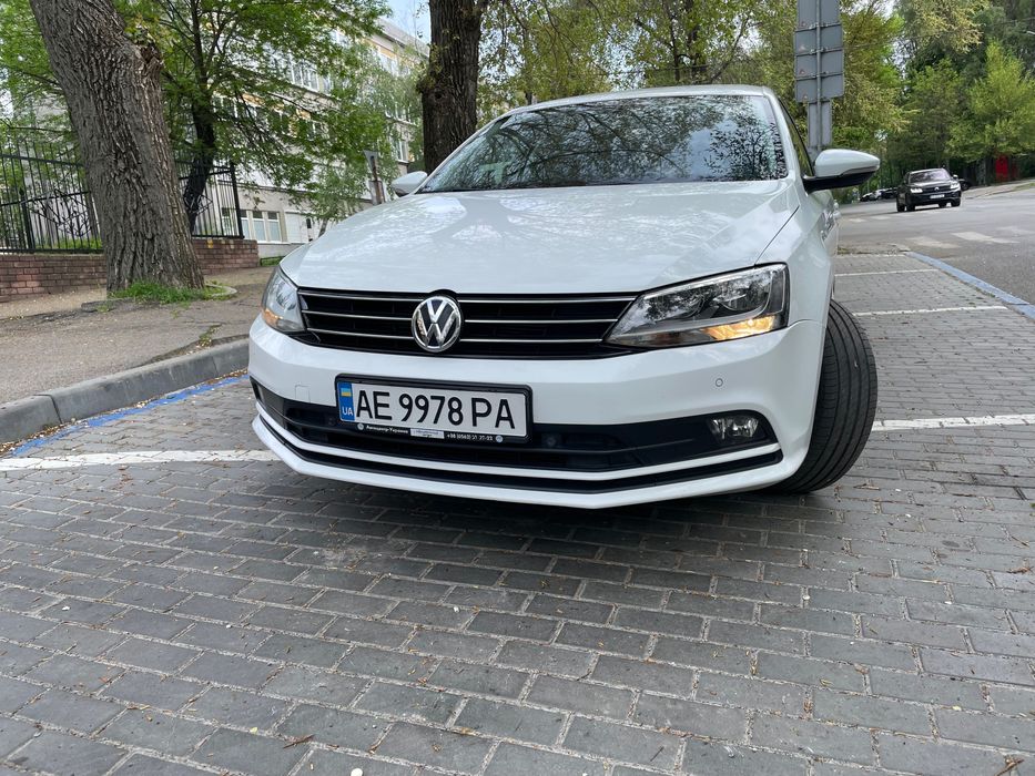 Volkswagen Jetta, 2016