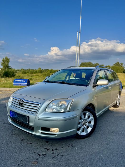 Toyota Avensis, 2004