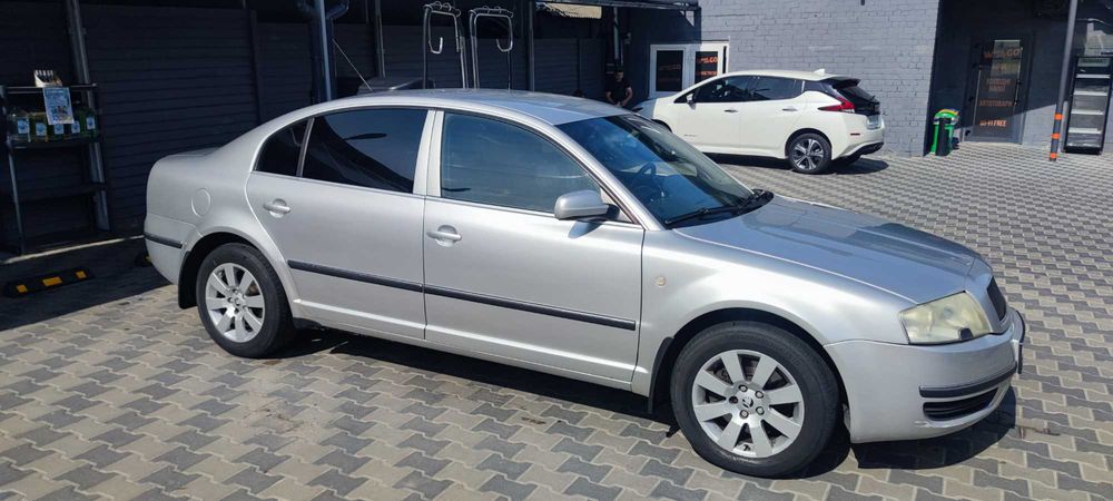Skoda Superb, 2004