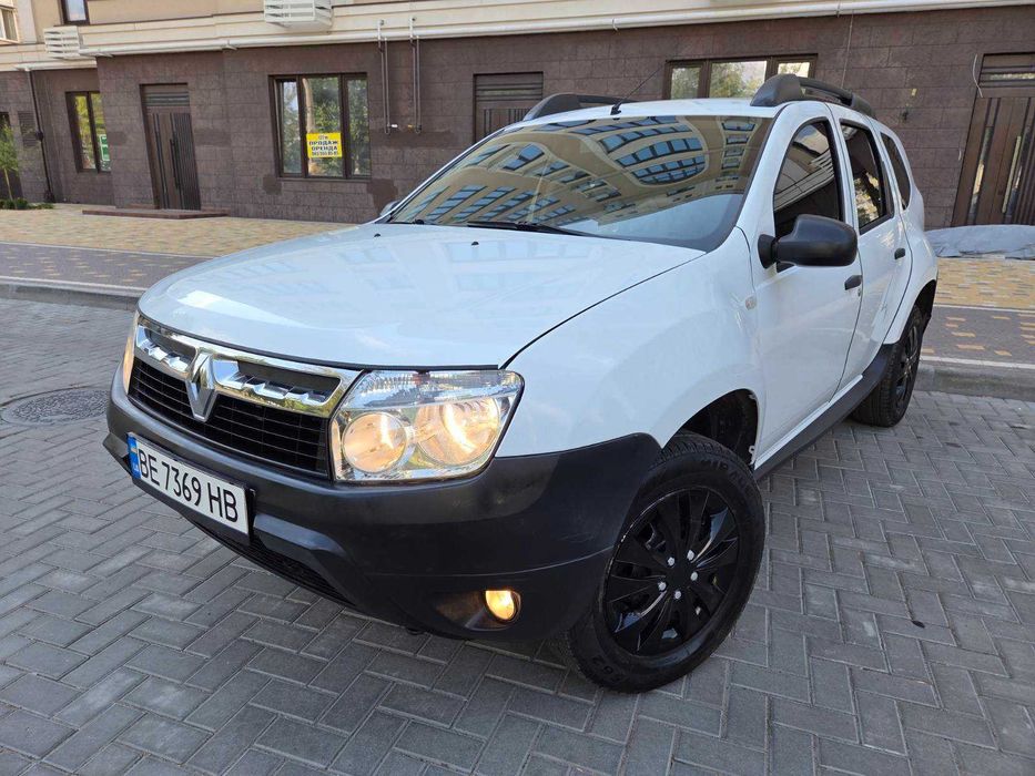 Renault Duster, 2012