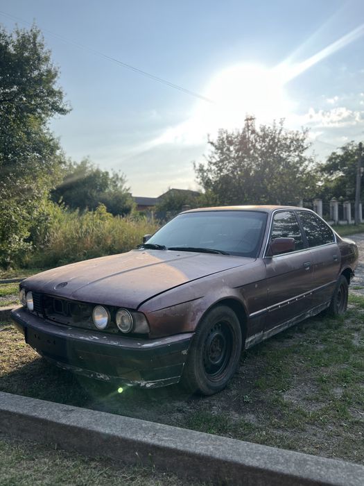 BMW 5 Series, 1990