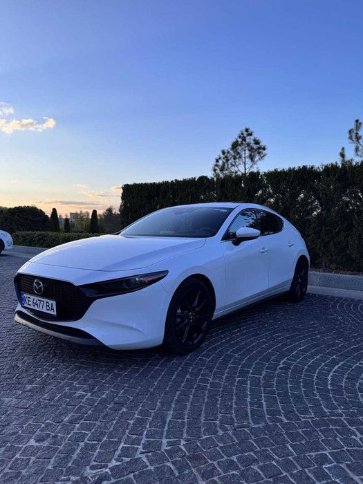 Mazda 3, 2022