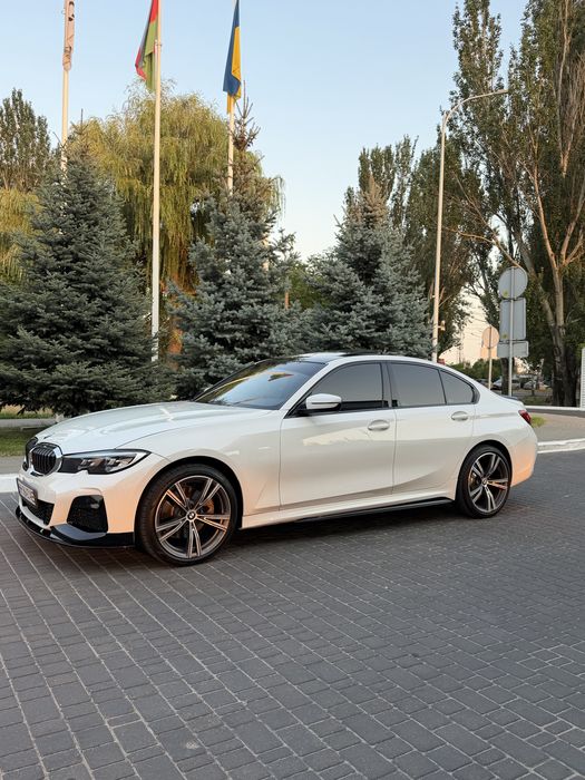 BMW 3 Series 2020 — 1