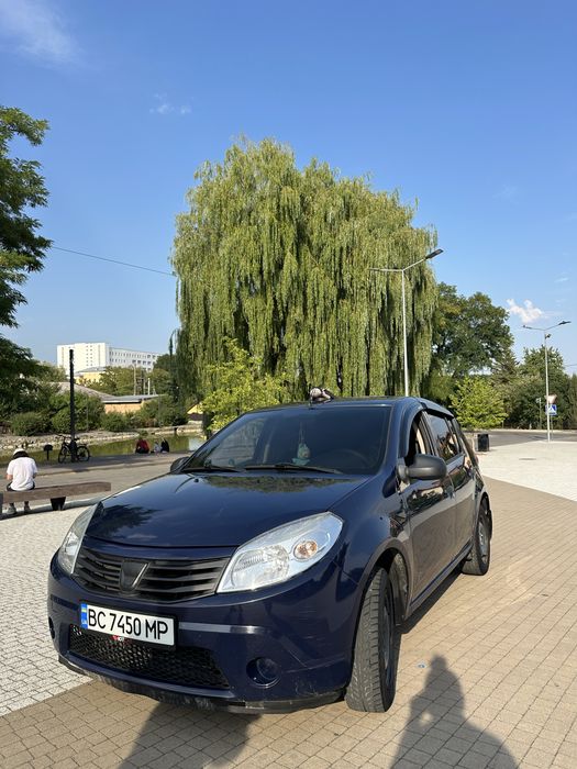 Dacia Sandero 2010 — 1