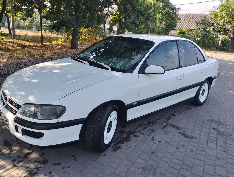 Opel Omega, 1994