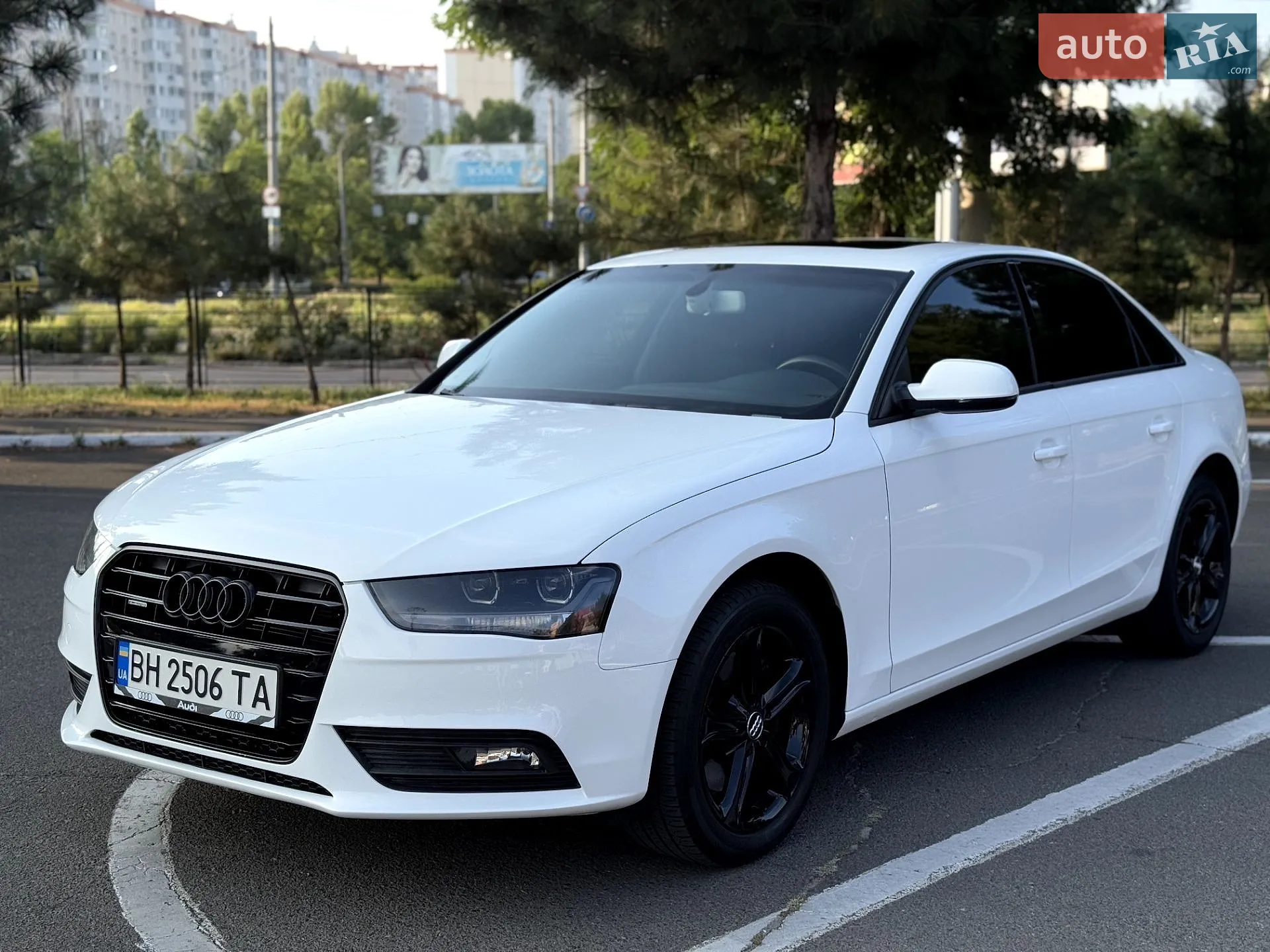 Audi A4, 2012