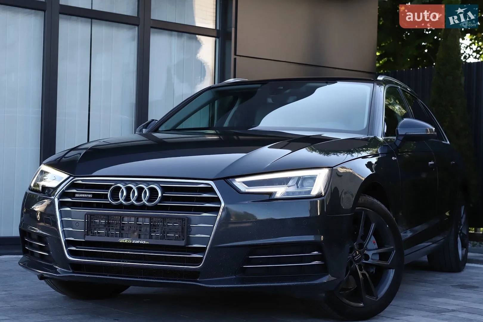 Audi A4, 2016
