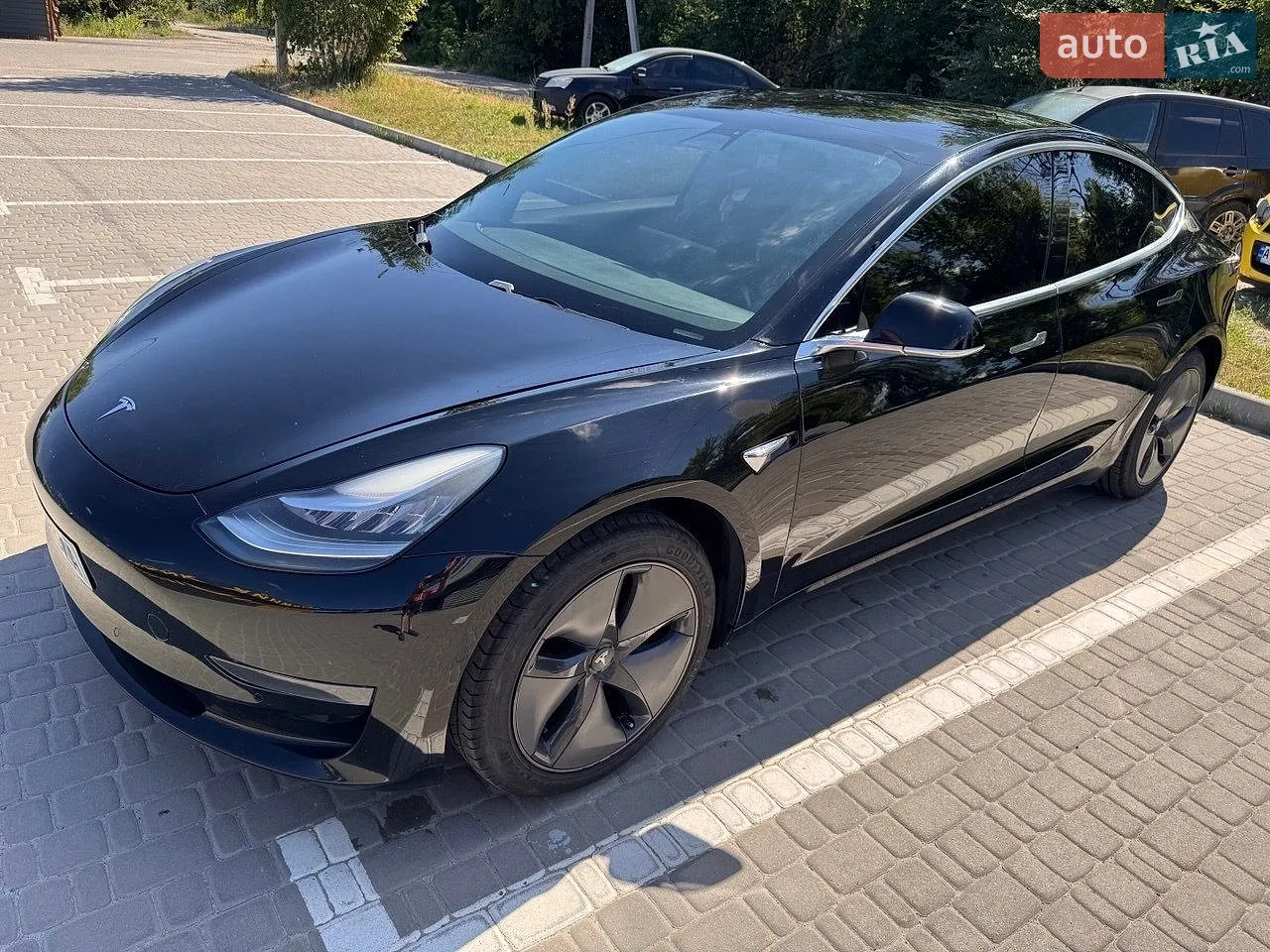 Tesla Model 3 2019 — 1