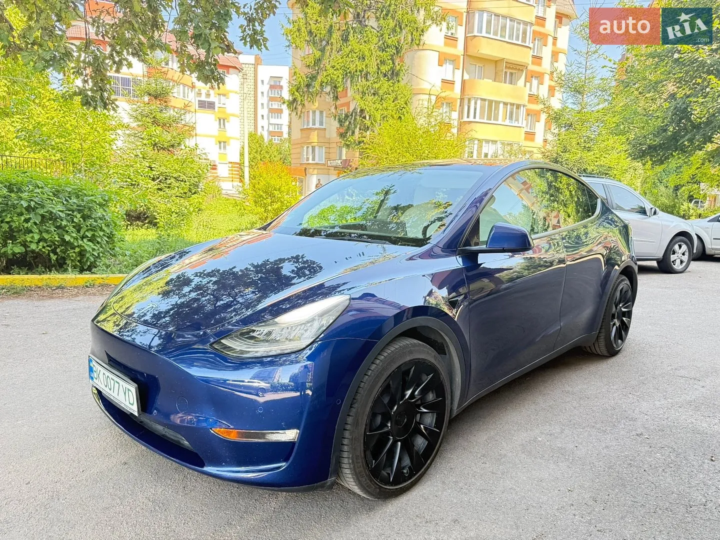 Tesla Model Y 2021 — 1