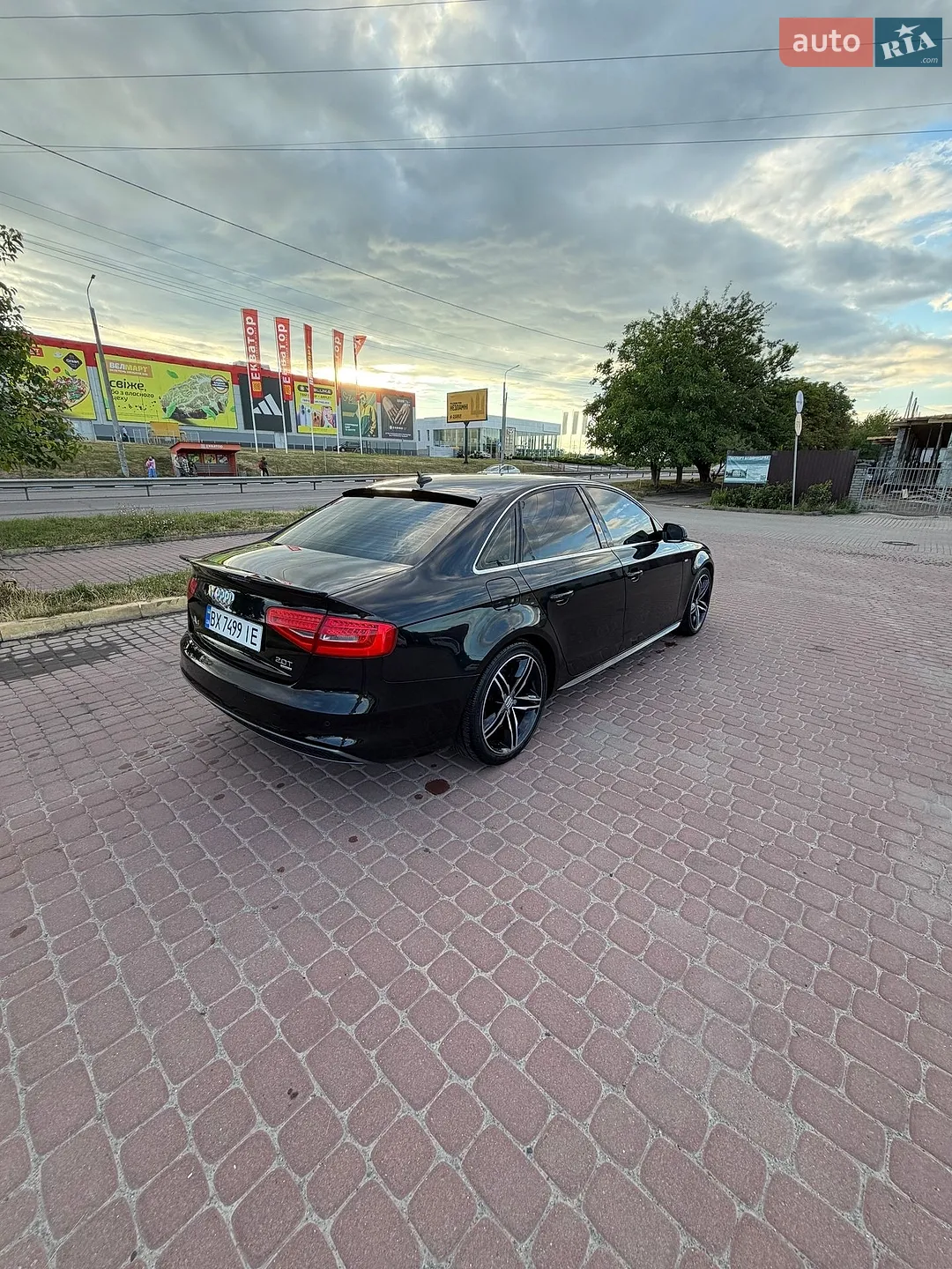 Audi A4 2012 — 1