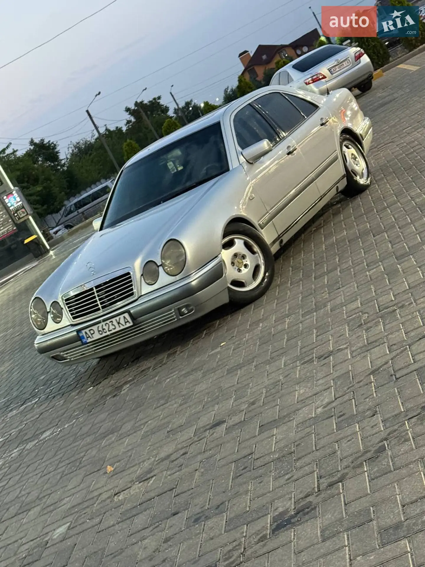 Mercedes-Benz E-Class, 1996